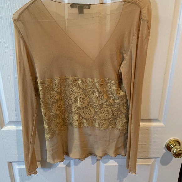Never worn tan v neck top - Picture 5 of 5